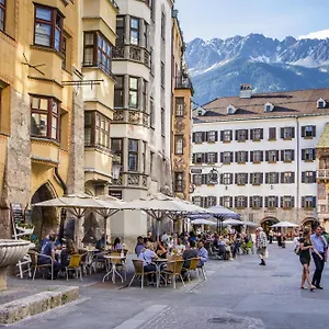 Altstadthotel Weisses Kreuz 4* Innsbruck